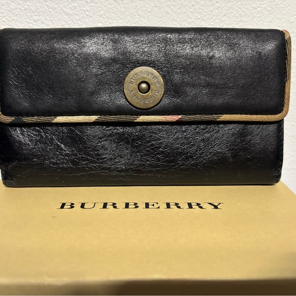 Vintage Burberry Continental Black Leather Wallet - Picture 1 of 16